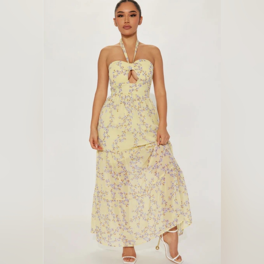 NWT Almost Famous Women's Yellow Floral Halter Maxi Dress - Size S